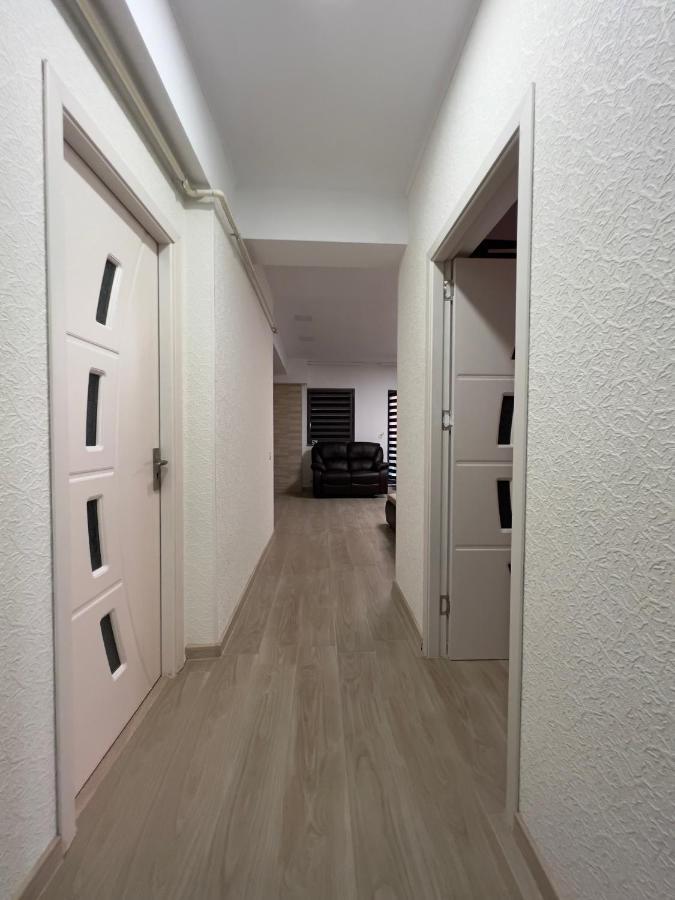 Aniversarium Grand Apartment Năvodari Eksteriør billede