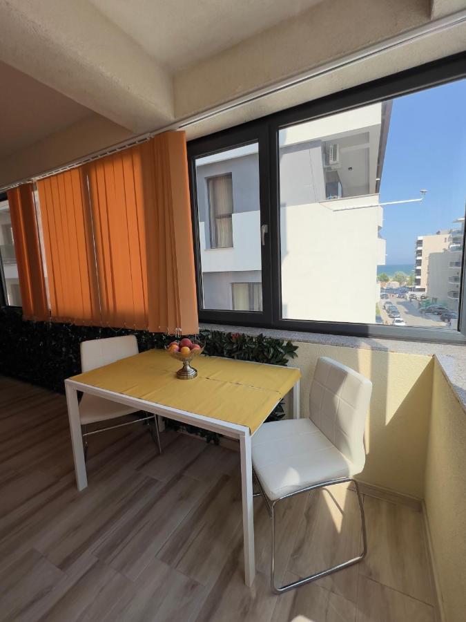 Aniversarium Grand Apartment Năvodari Eksteriør billede